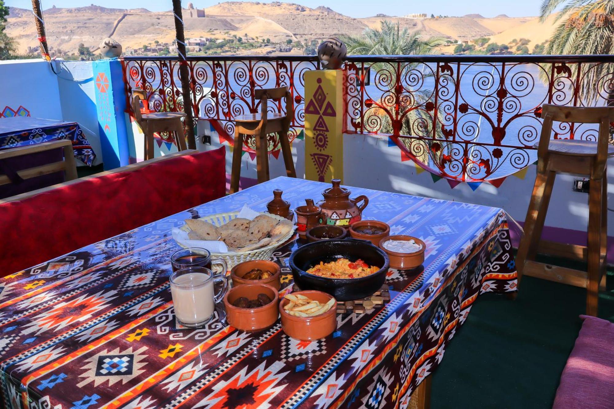 Bayt Zaina - Nubian Hospitality House Hotel Assuan Exterior foto